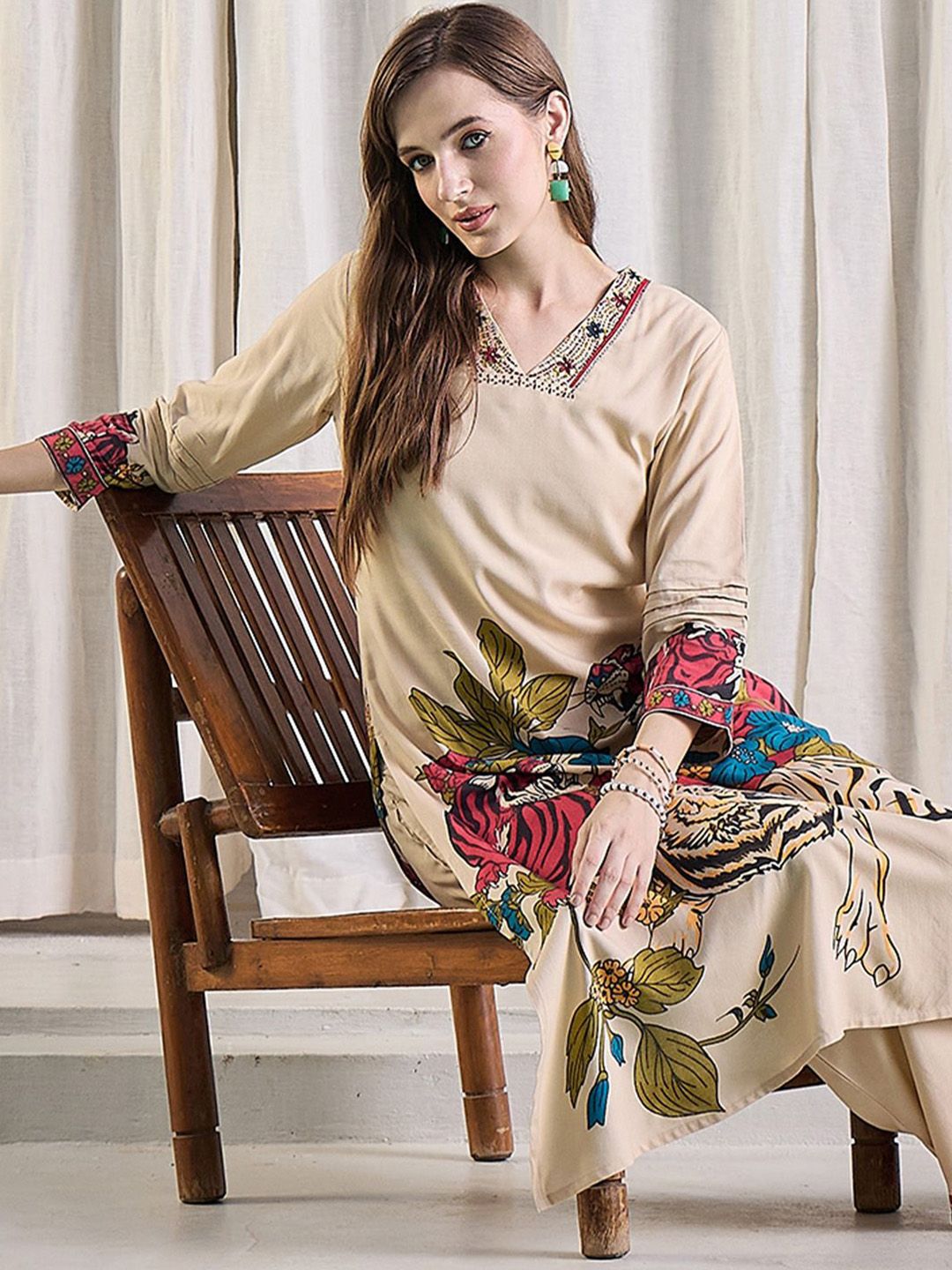 Dhiyona IE Printed Pure Cotton V-Neck Top With Palazzos Co-Ords