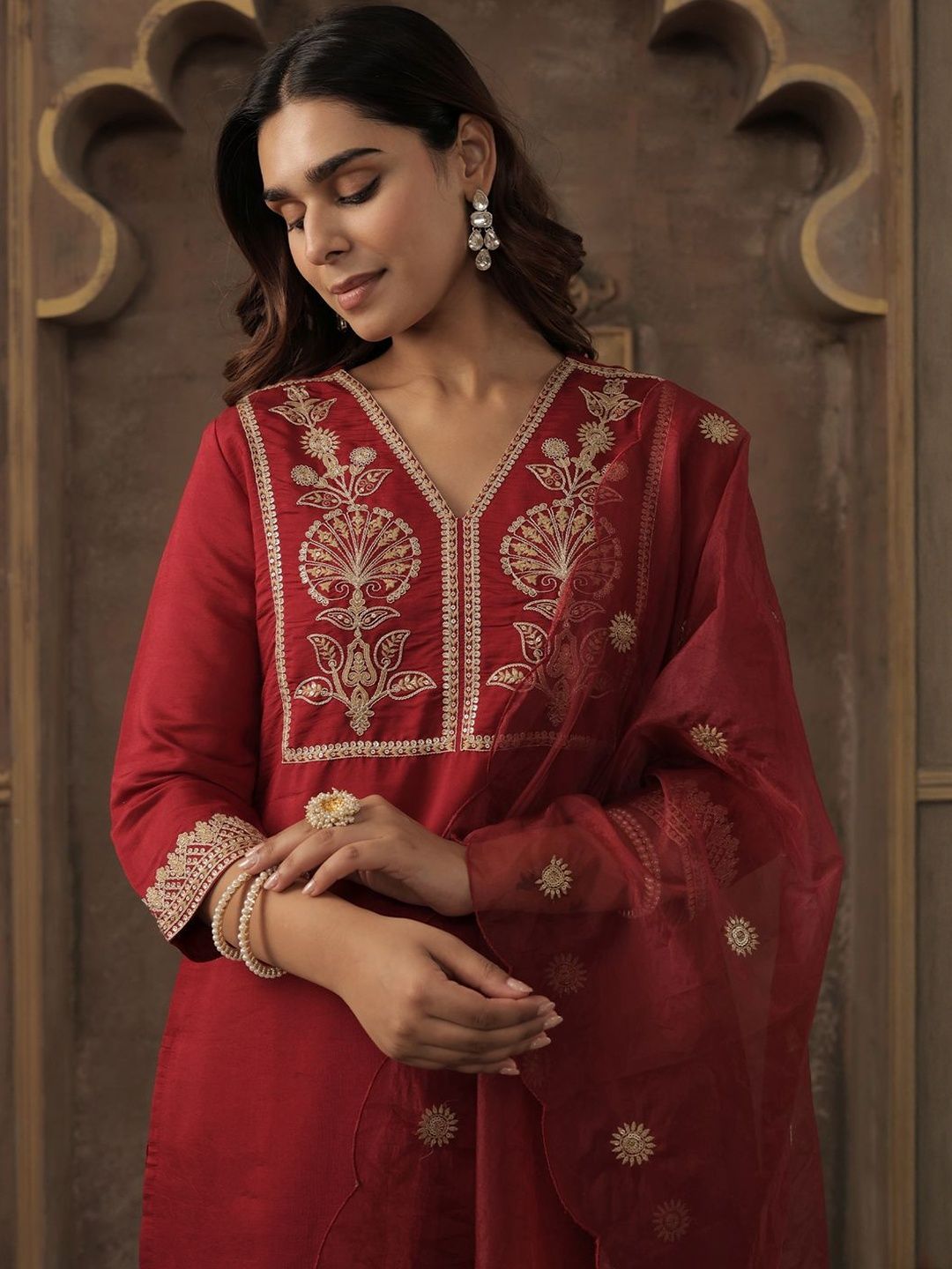 Women Ethnic Motifs Embroidered Kurta with Trousers & Dupatta