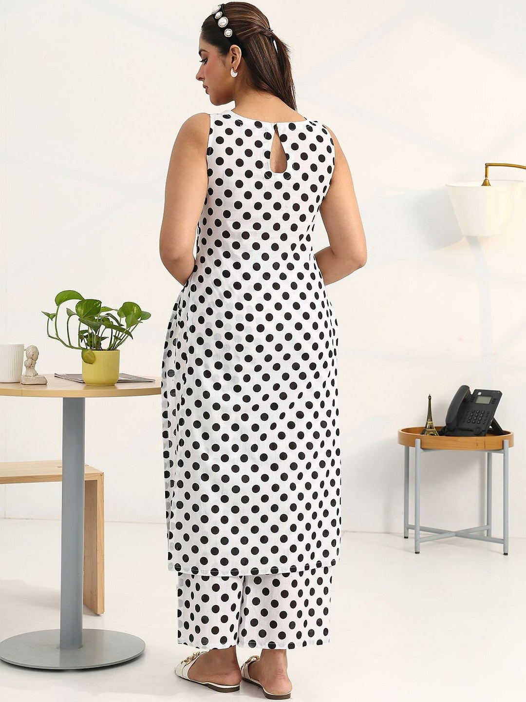 Women Printed Regular Kurta with Palazzos