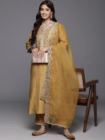 Dhiyona KL Women Ethnic Motifs Embroidered Regular Chanderi Silk Kurta with Palazzos & With Dupatta