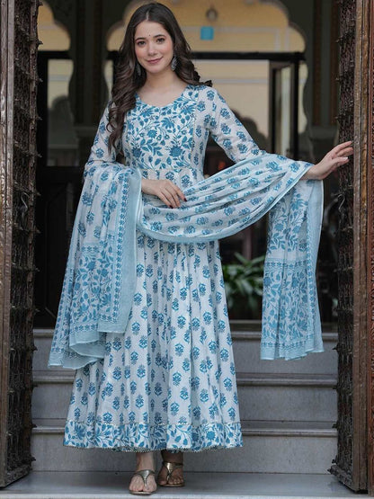 Dhiyona KL Women Floral Printed Regular Pure Cotton Kurta with Trousers & With Dupatta