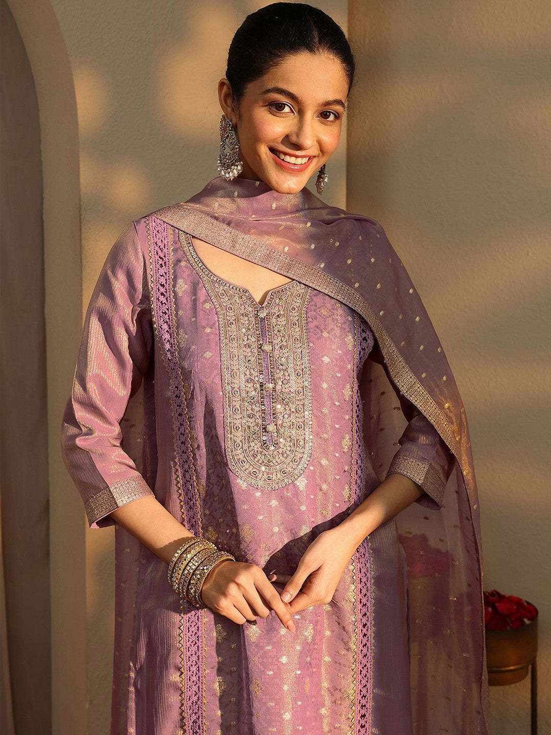 Women Regular Thread Work Kurta with Trousers & With Dupatta