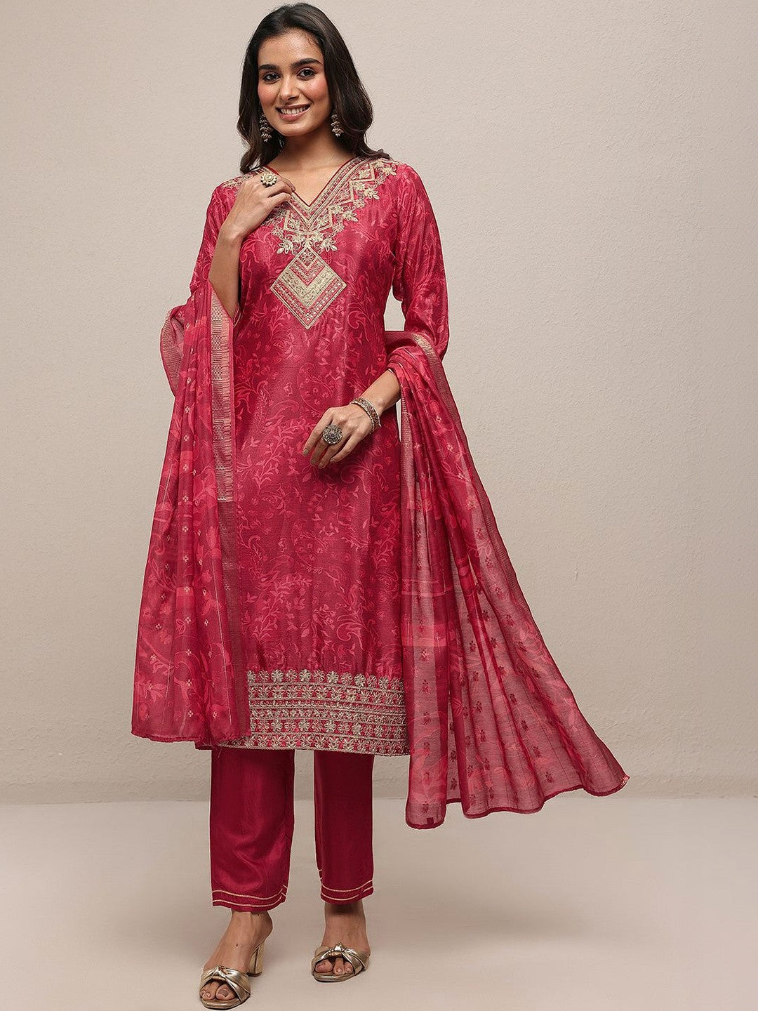 Women Ethnic Motifs Printed Regular Thread Work Kurta with Trousers & With Dupatta