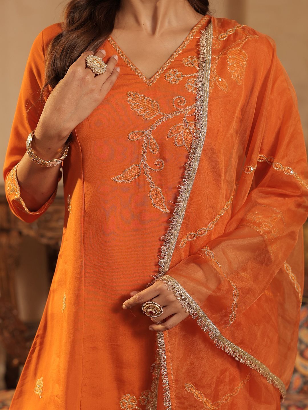 Women Ethnic Motifs Embroidered Kurta With Trousers & Dupatta Kurta Sets