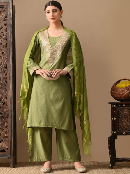 Embroidered Round Neck Long Sleeves Straight Kurta & Trousers With Dupatta