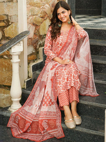 Dhiyona KL Floral Printed Notch Neck Straight Kurta & Trousers With Dupatta