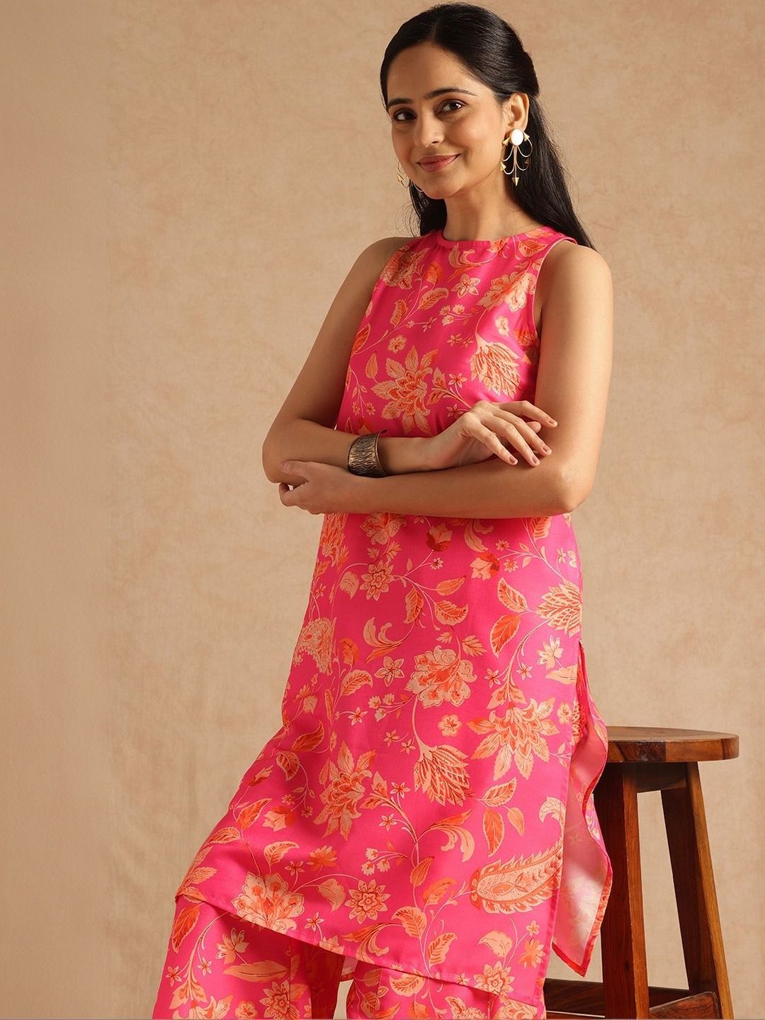 Dhiyona AN Women Floral Printed Regular Kurta with Sharara