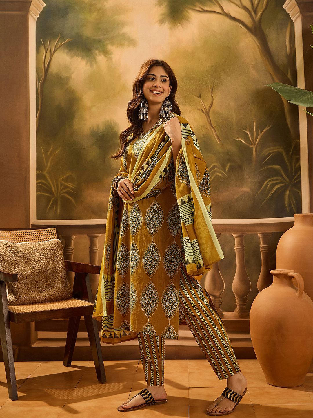Dhiyona SN Women's Ethnic Motif Printed V-Neck Pure Cotton Straight Kurta With Trouser & Dupatta