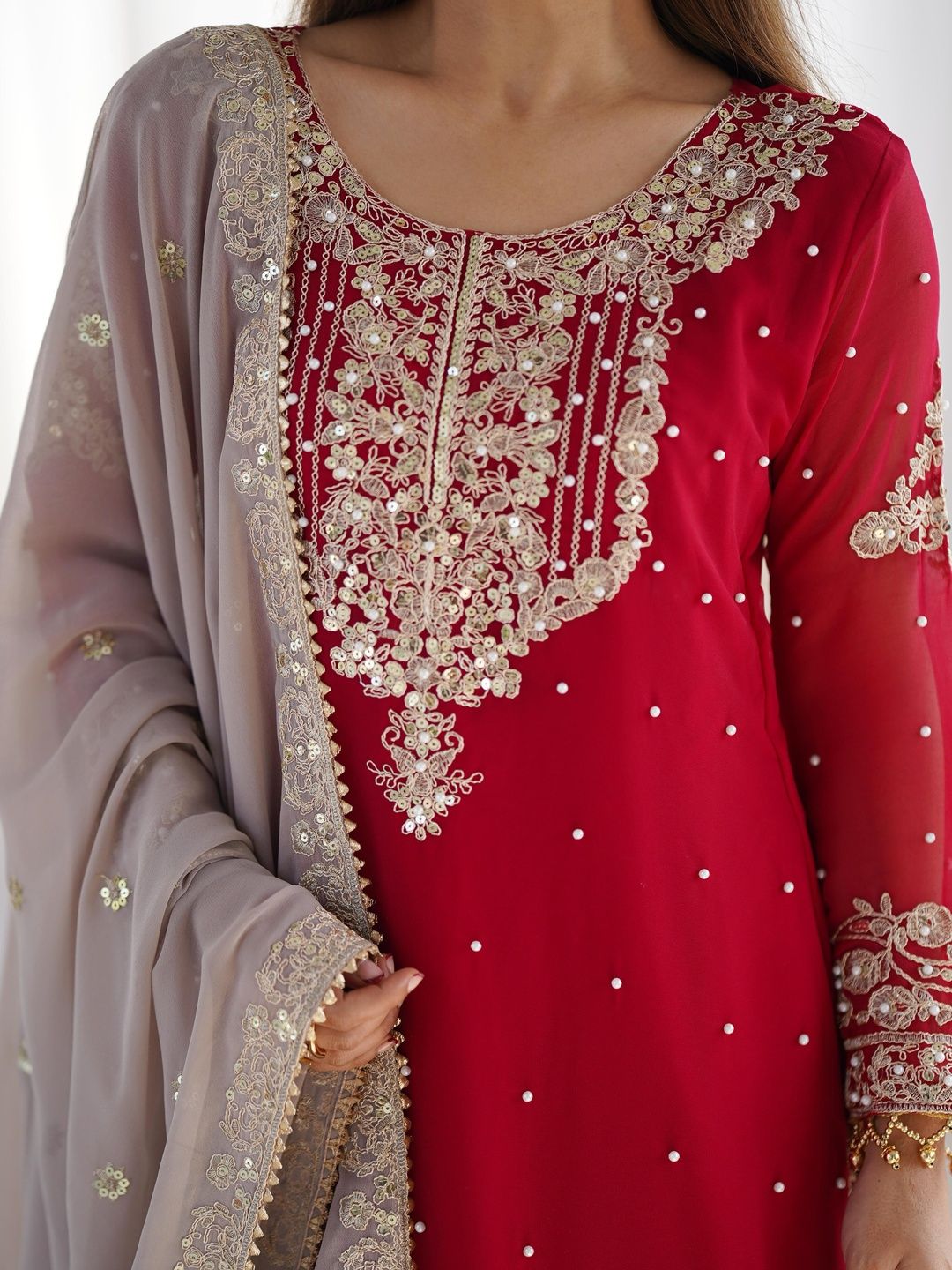 Dhiyona KL Women Ethnic Motifs Embroidered Regular Gotta Patti Kurta with Sharara & With Dupatta