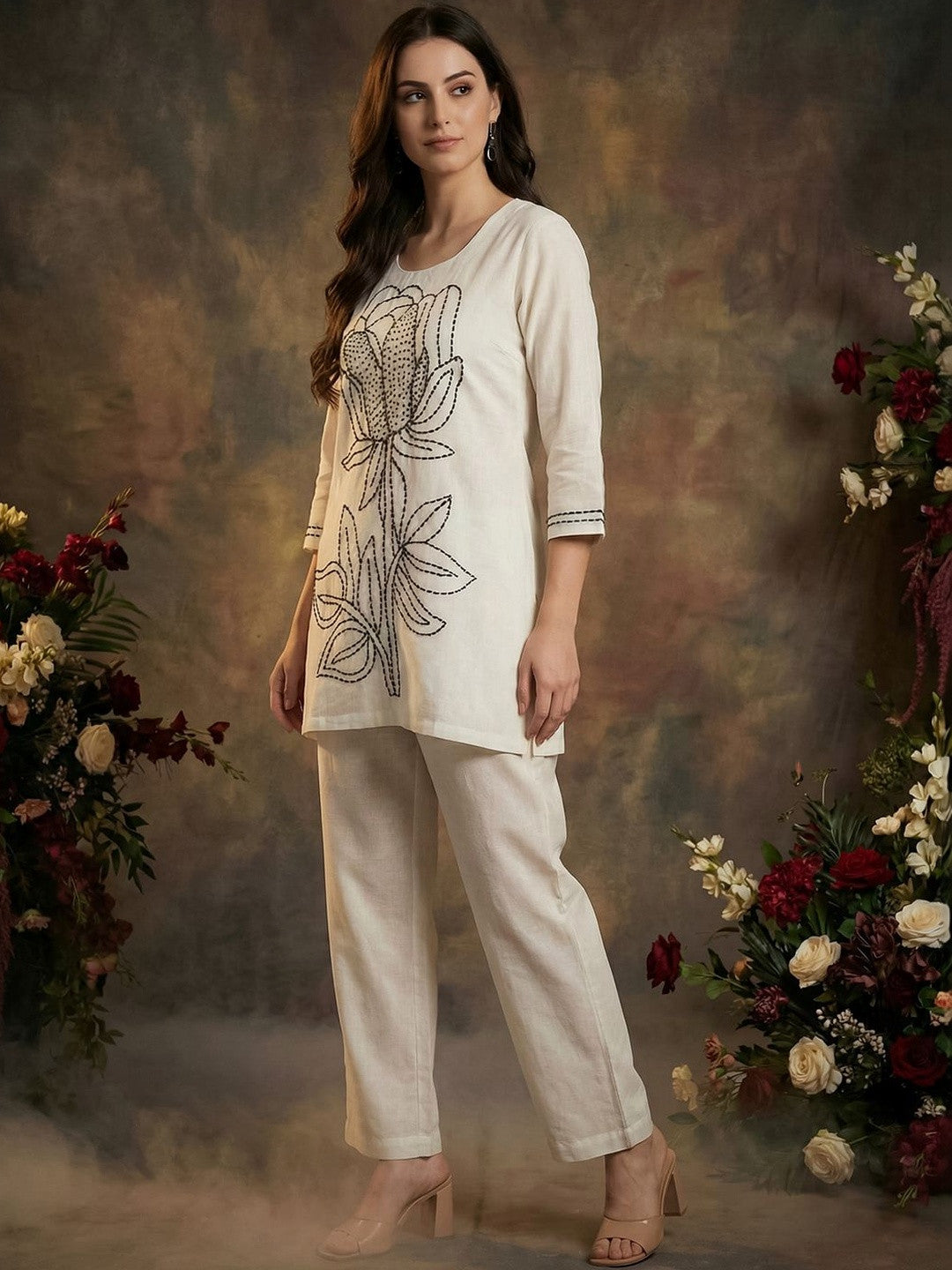 Women Floral Embroidered Regular Thread Work Pure Cotton Kurta with Palazzos