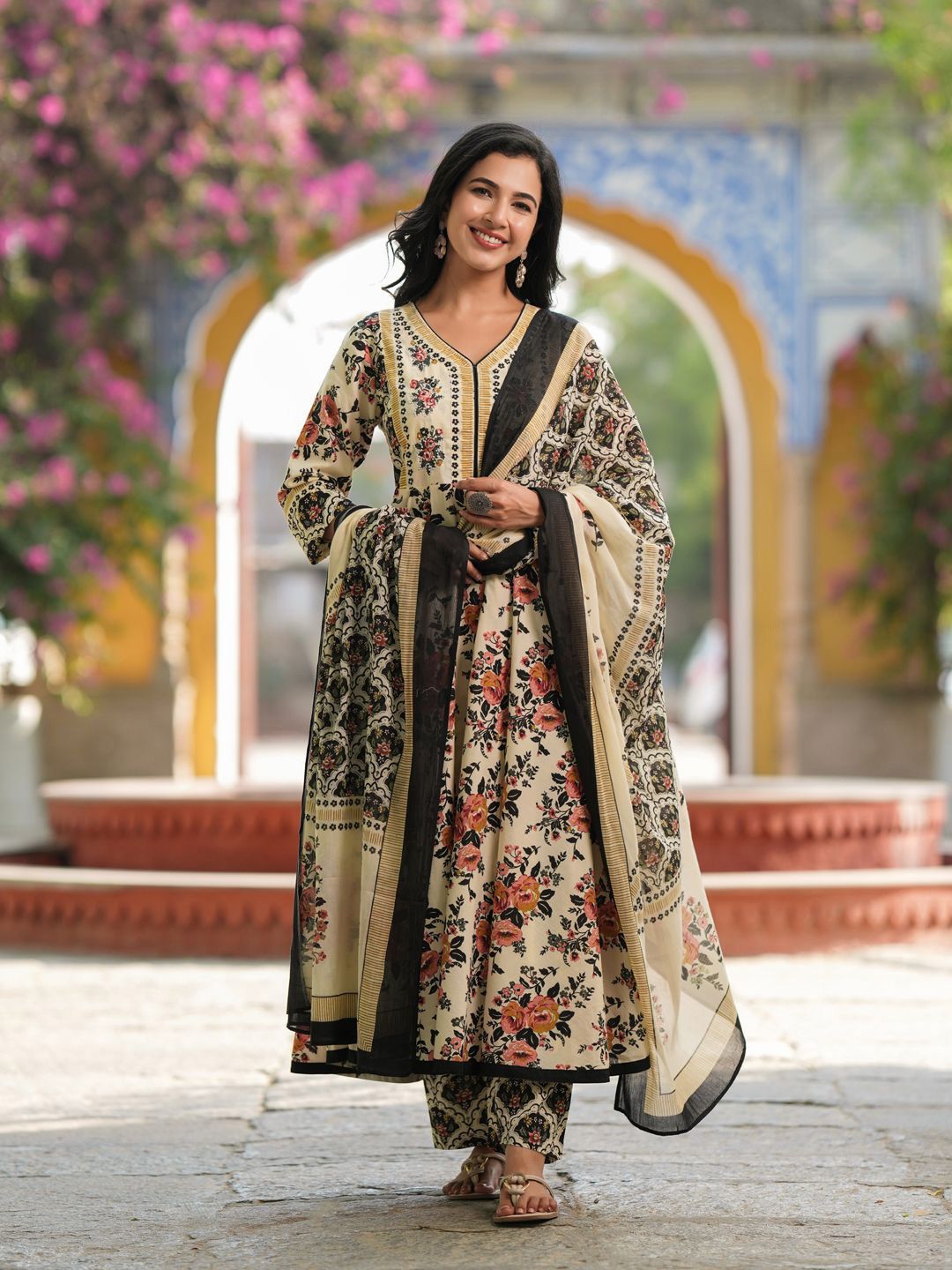 Dhiyona RR Women's Floral Printed Regular Pure Cotton Kurta with Trousers & Dupatta