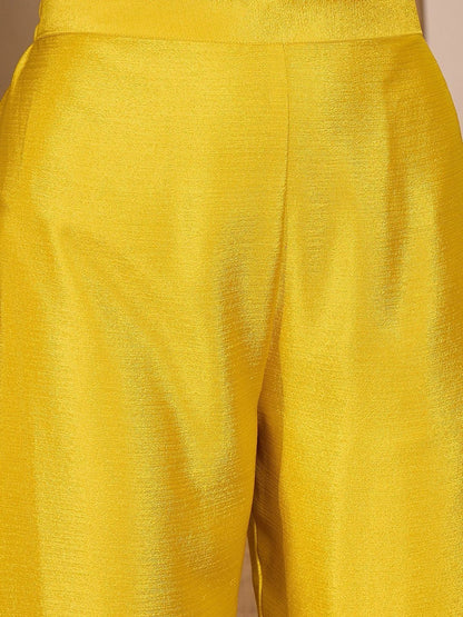 Embroidered Round Neck Kurta Trousers & Dupatta