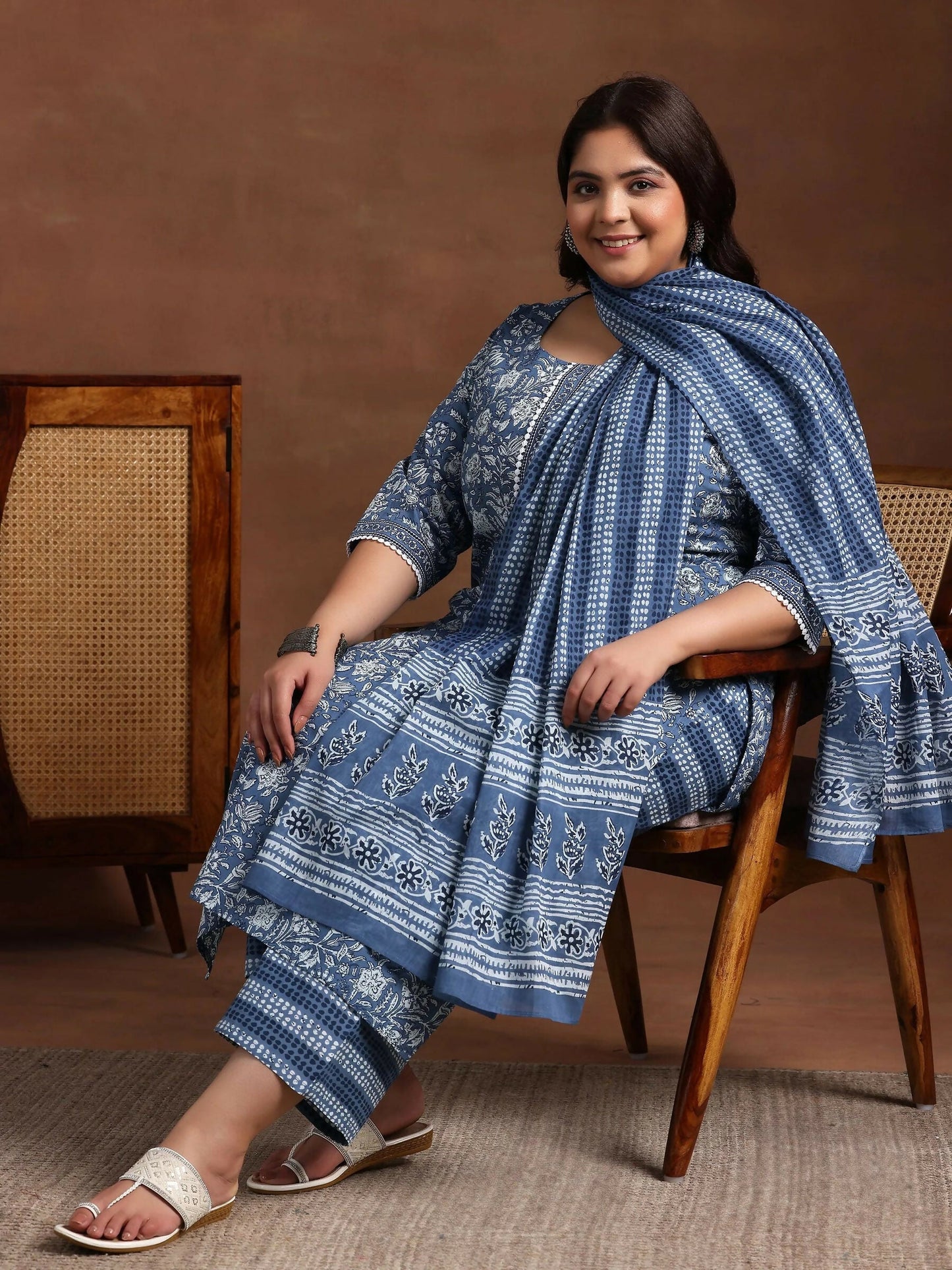 Women's LB Plus Size Blue Printed Cotton Straight Suit With Dupatta