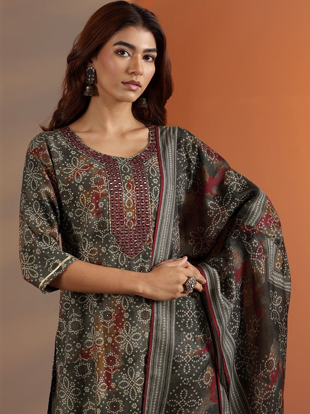 Women Ethnic Motifs Printed Regular Thread Work Kurta with Trousers & With Dupatta