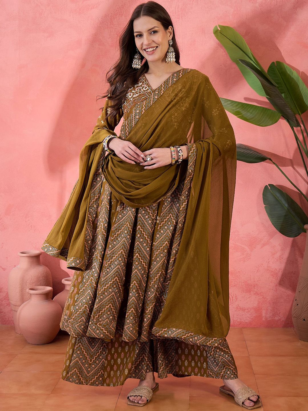 Dhiyona SN Self Design Anarkali Kurta Set With Dupatta