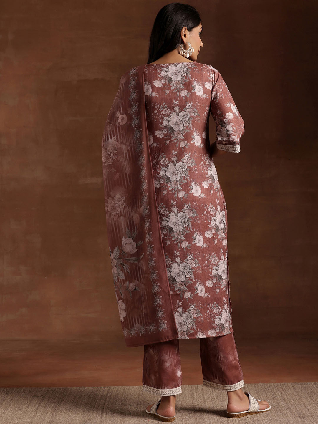 Women Floral Printed Regular Kurta with Trousers & With Dupatta
