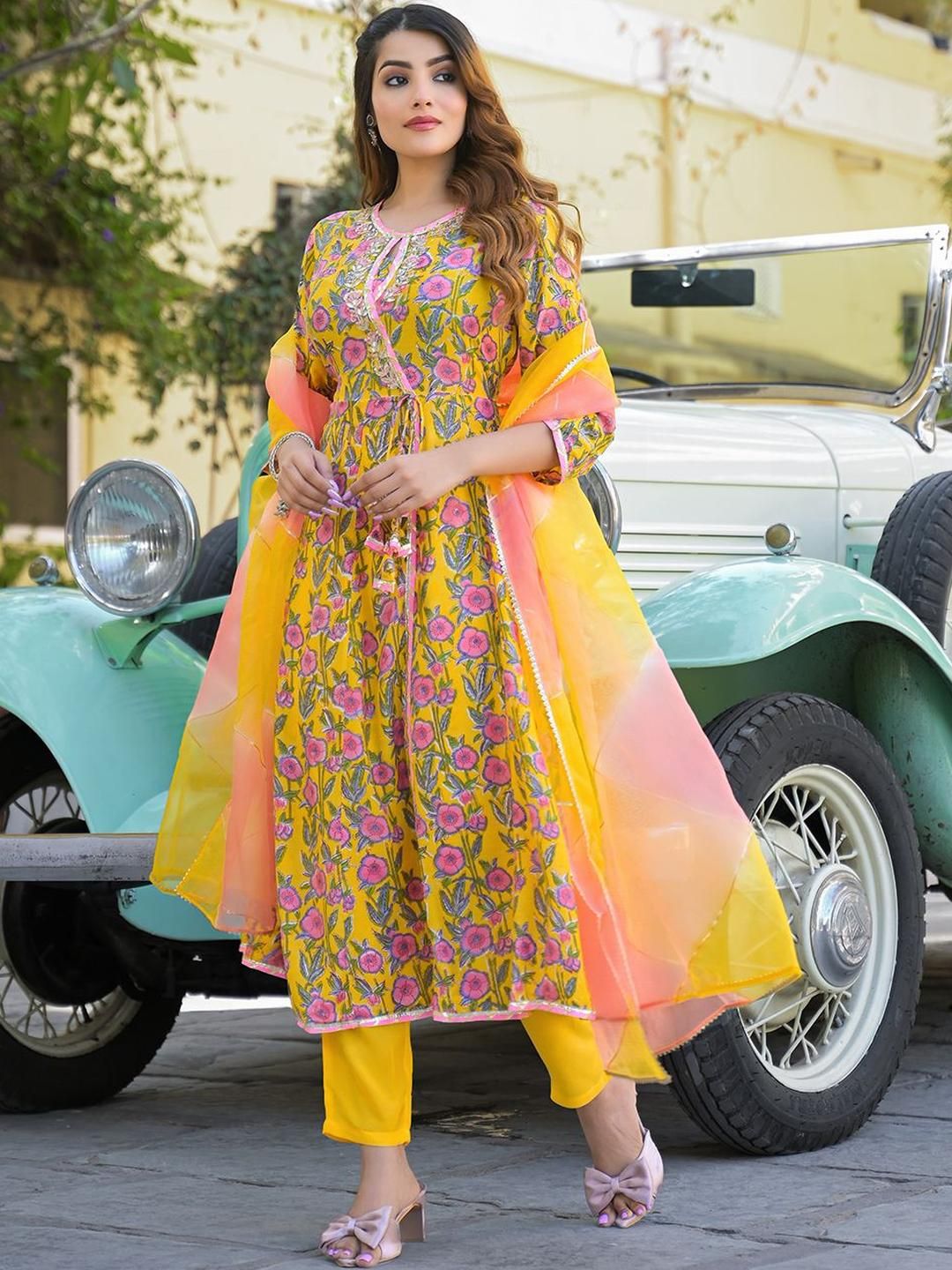 Dhiyona KL Yellow Printed Kurta Pant with Dupatta