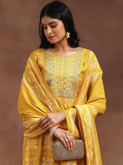 Women Ethnic Motifs Printed Regular Mirror Work Kurta with Trousers & With Dupatta