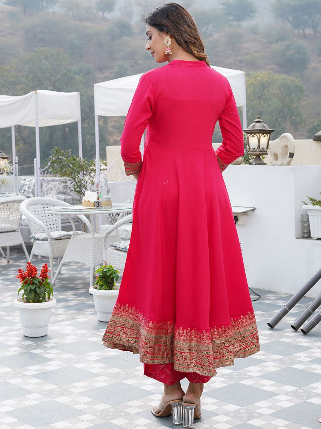 Dhiyona KL Ethnic Motifs Printed Mandarin Collar Anarkali Kurta with Trouser & Dupatta