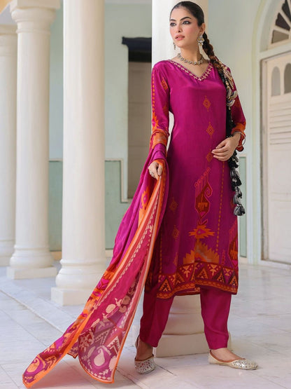 Dhiyona RR Women's Ethnic Motifs Printed Sequinned Regular Kurta Set With Dupatta