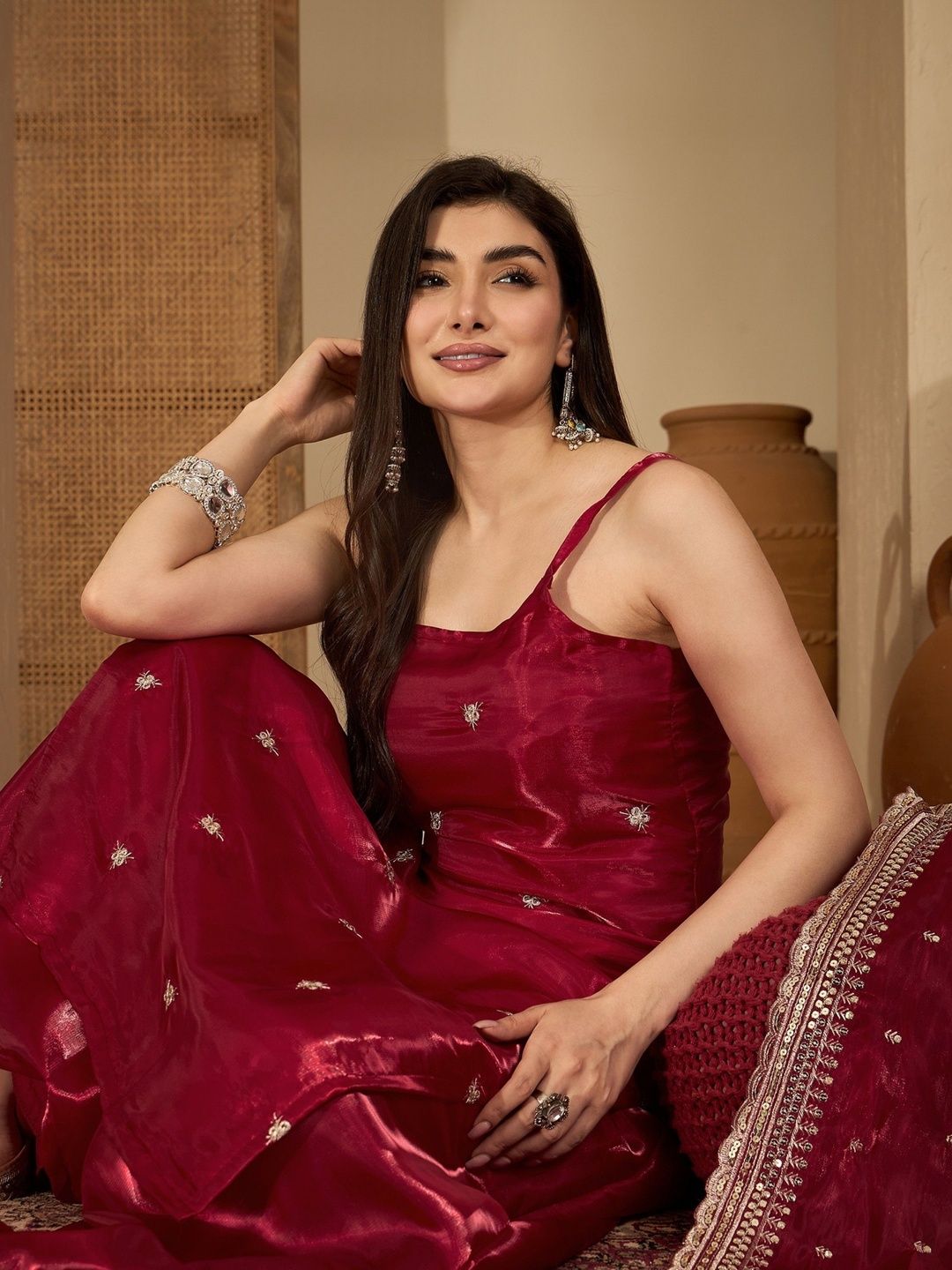 Dhiyona SN Ethnic Motifs Embroidered Round Neck Thread Work Kurta With Palazzos & Dupatta