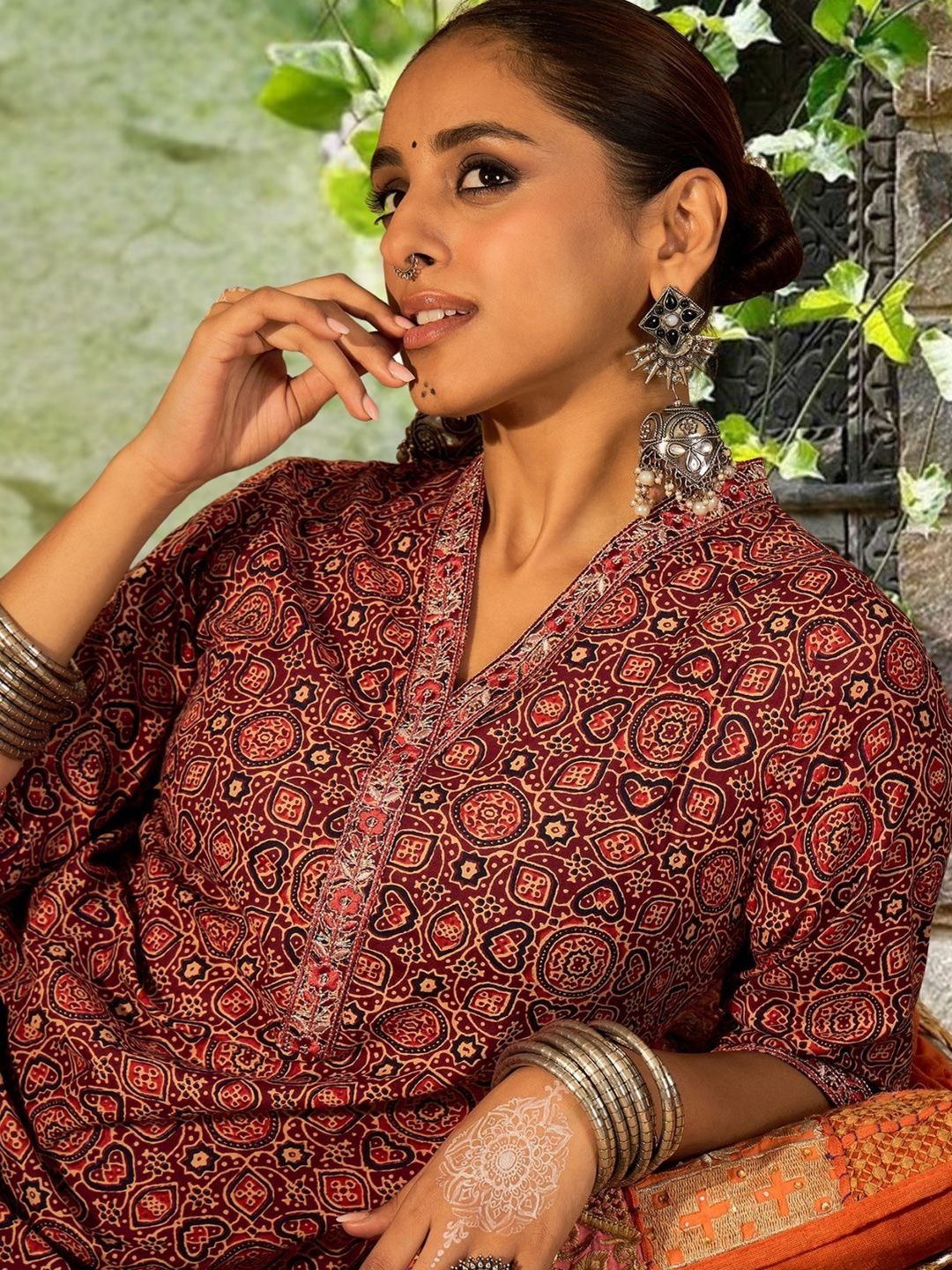 Dhiyona IE Women Printed Regular Pure Cotton Kurta with Trousers