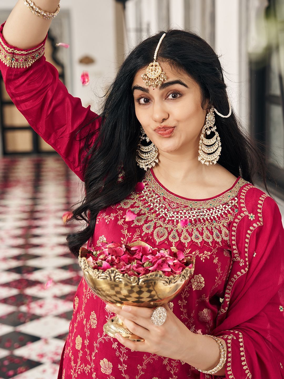 Dhiyona CH Embroidered Jacquard Kurta Set with Dupatta