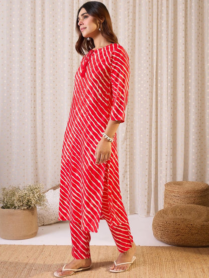 Women Leheriya Printed Regular Sequinned Kurta with Trousers