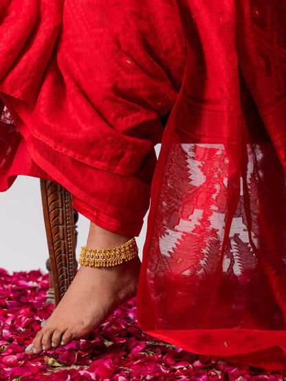 Dhiyona ST Rosemati Red Jamdani Cotton Saree