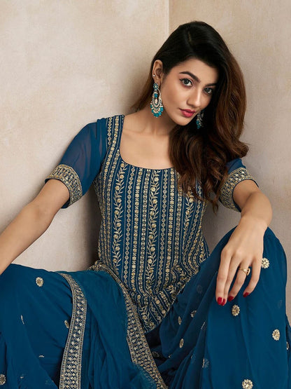 Dhiyona KL Women Floral Embroidered Regular Kurti with Palazzos & With Dupatta