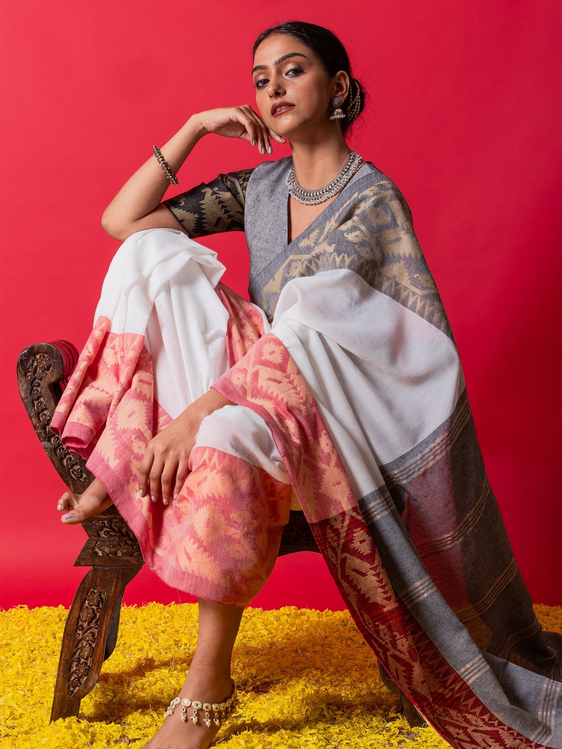 Dhiyona ST White Ghoomar Ganga Yamuna Cotton Saree with Blouse Fabric