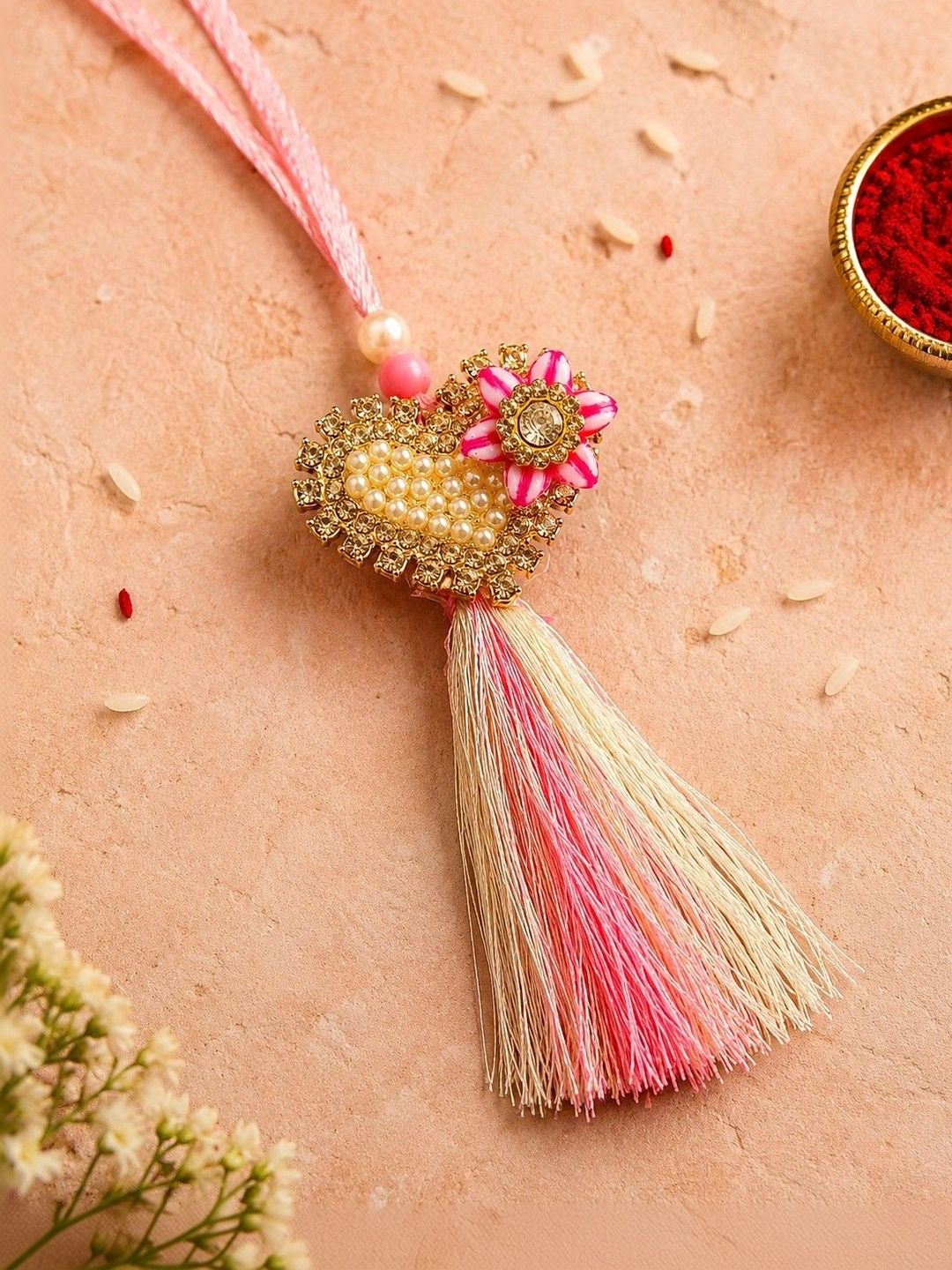Dhiyona Rakhi