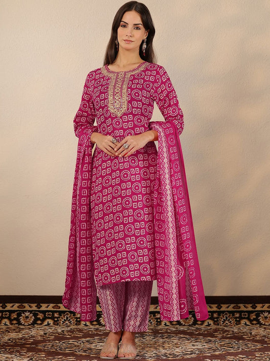 Geometric Printed Round Neck Straight Kurta With Trousers & Dupatta