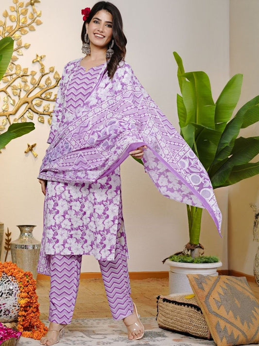 Dhiyona KL Women Floral Printed Regular Sequinned Pure Cotton Kurta with Trousers & With Dupatta