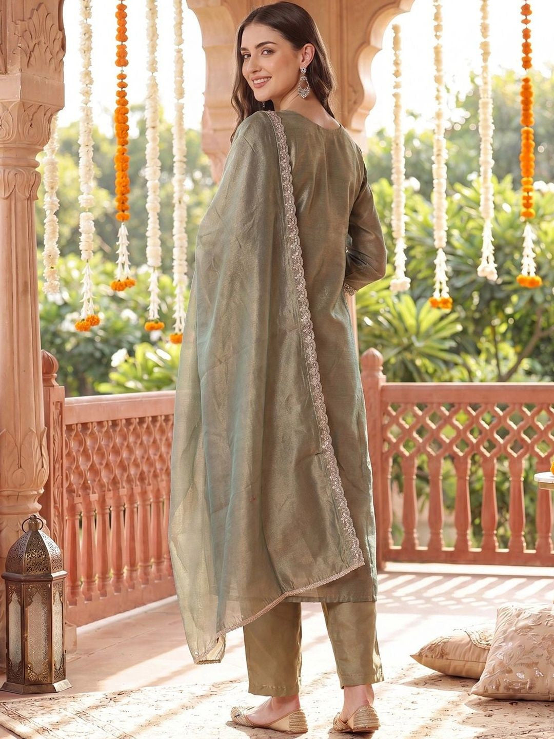 Women Ethnic Motifs Embroidered Regular Liva Kurta with Trousers & With Dupatta