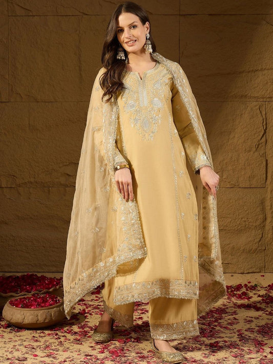 Dhiyona KL Women Ethnic Motifs Embroidered Regular Kurta with Palazzos Set