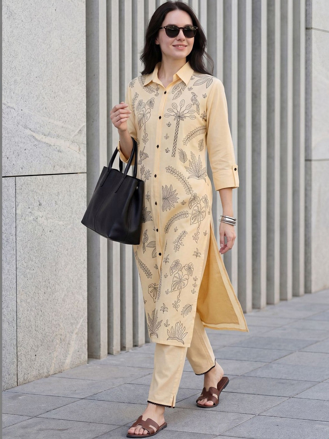 Women Ethnic Motifs Printed Regular Pure Cotton Kurta with Trousers