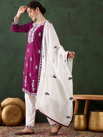 Floral Embroidered Thread Work Pure Cotton Kurti with Trousers & Dupatta