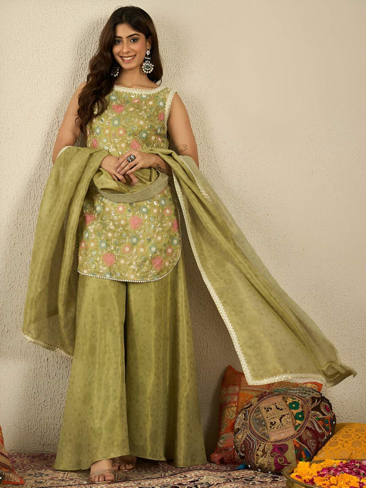 Dhiyona IN Women Floral Embroidered Regular Sequinned Kurta with Palazzos & Dupatta