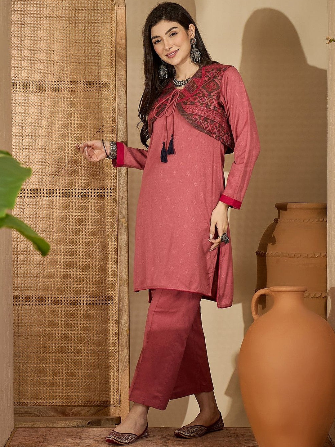 Winter Ethnic Fusion three-Piece kurta Set with Tassel-Tie Jacquard Jacket