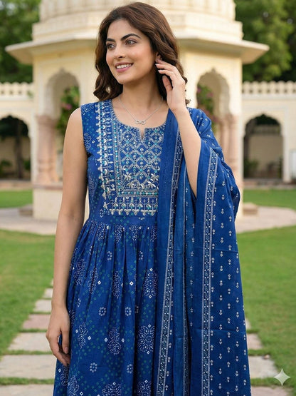 Dhiyona AN Women Ethnic Motifs Printed Empire Thread Work Pure Cotton Kurta with Sharara & With Dupatta