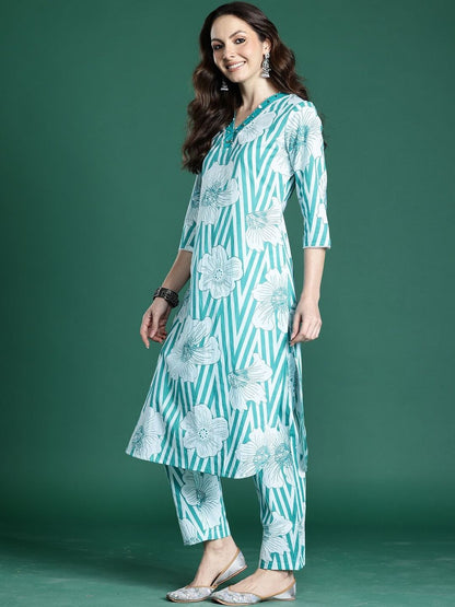 Women Floral Printed Regular Sequinned Pure Cotton Kurta with Trousers