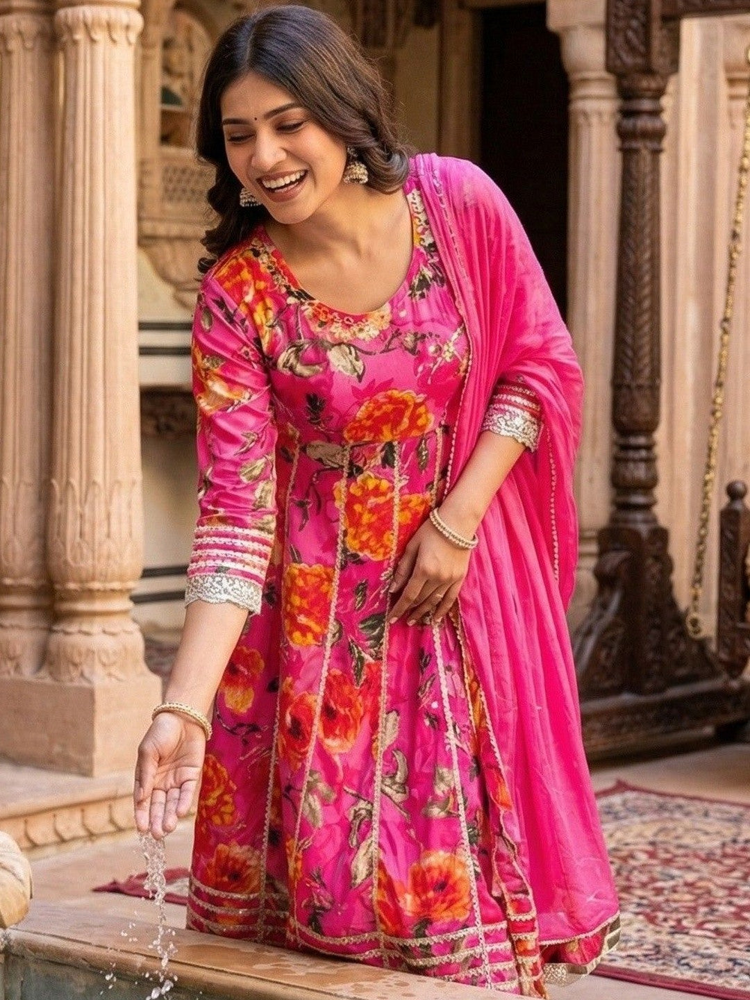 Women Kurta Pant Dupatta Set