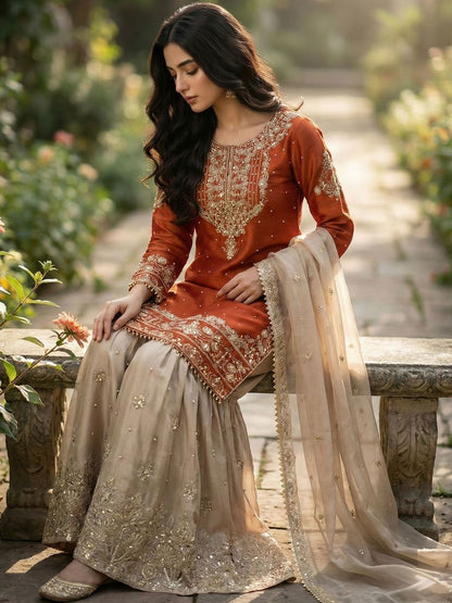 Dhiyona KL Women Floral Embroidered Regular Thread Work Kurta with Sharara & With Dupatta