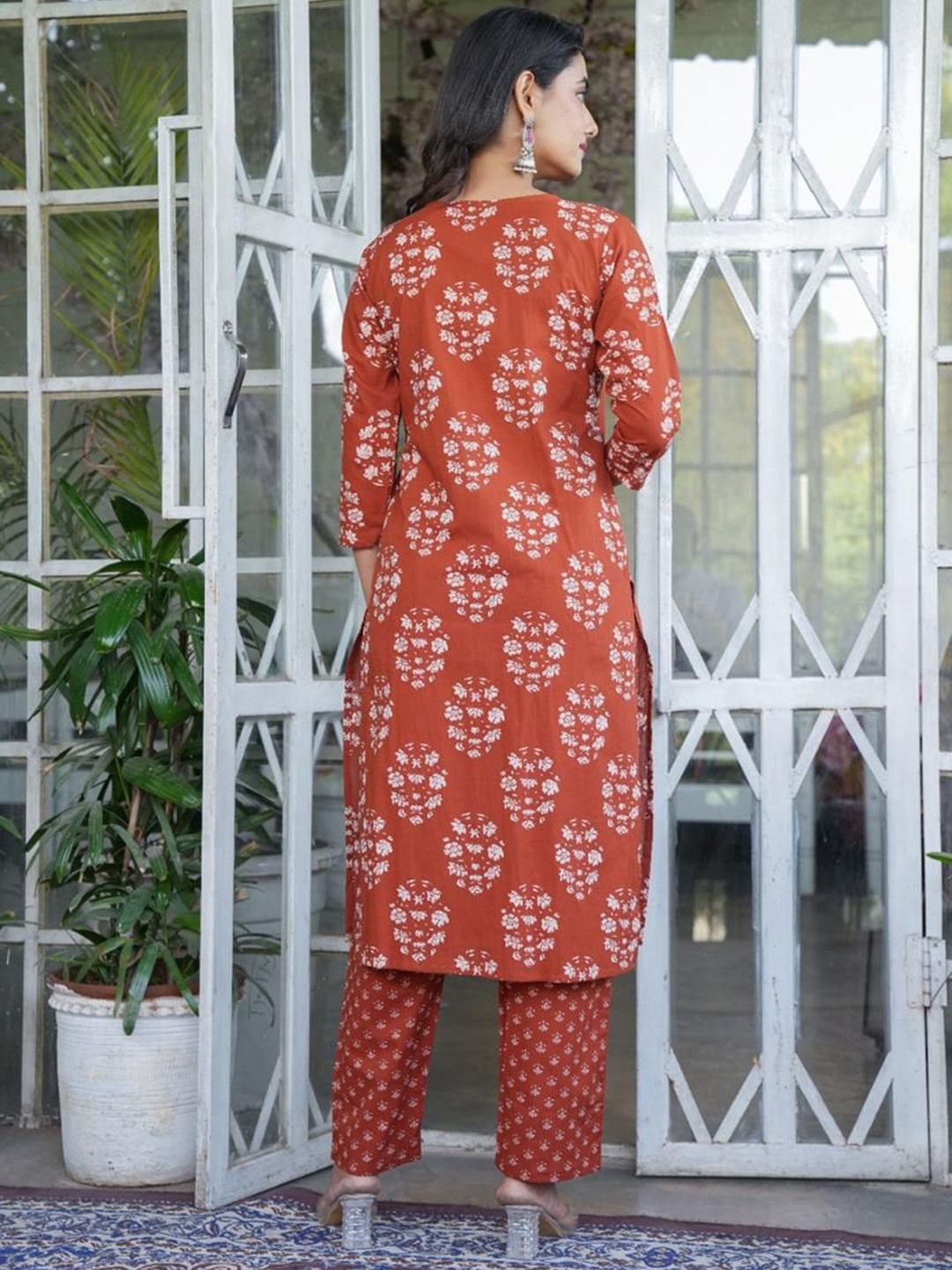 Dhiyona KL Women Floral Printed Regular Pure Cotton Kurta with Trousers & With Dupatta
