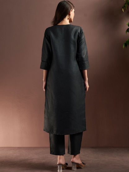 Women Floral Embroidered Regular Thread Work Kurta with Trousers