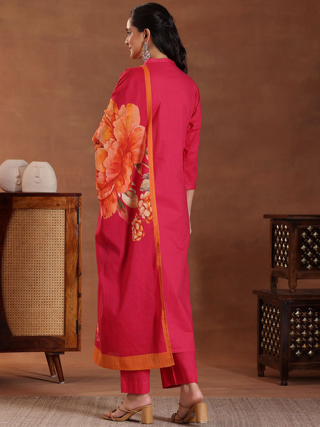 Floral Embroidered Thread Work Pure Cotton Straight Kurta with Trousers & Dupatta