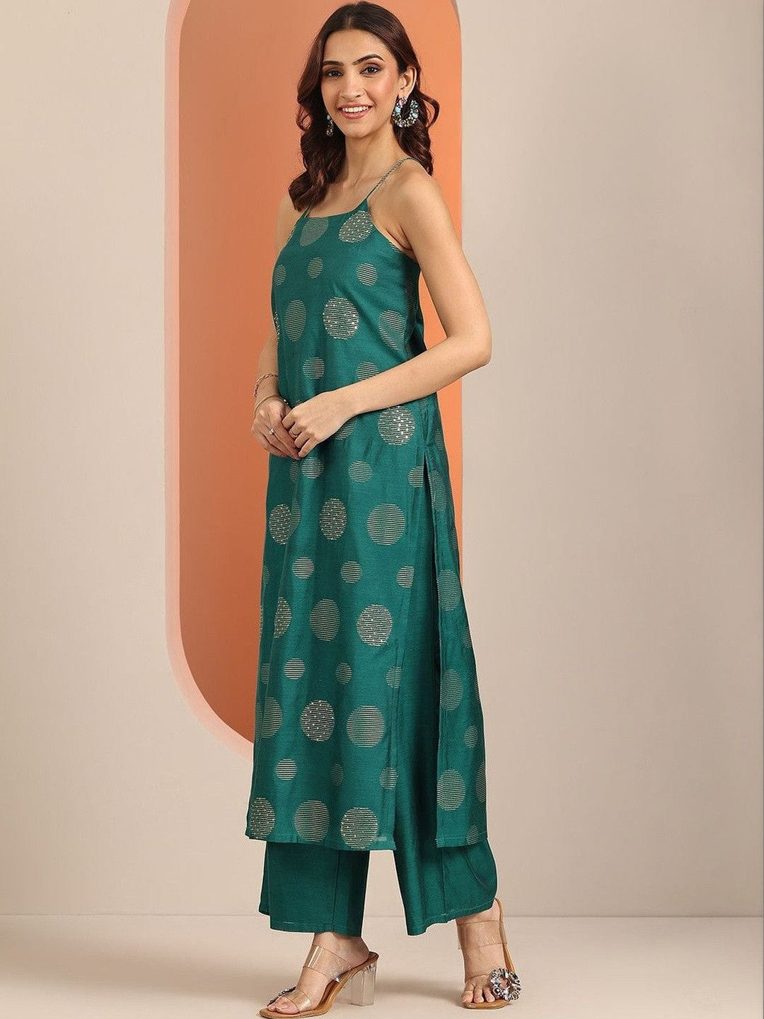 Women Printed Regular Kurta with Palazzos