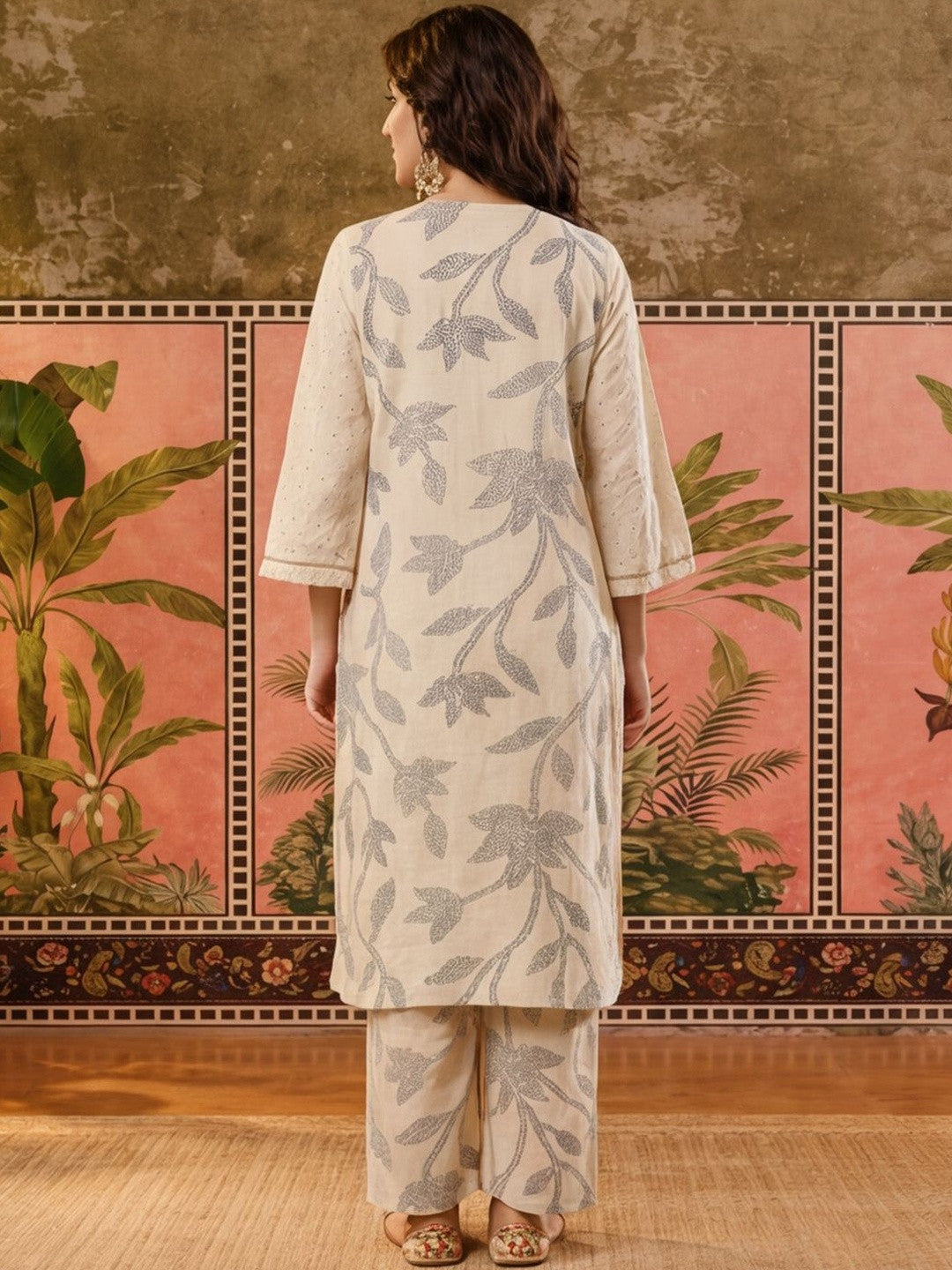Printed Pure Cotton V-Neck Kurta & Palazzos