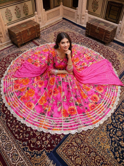 Women Kurta Pant Dupatta Set